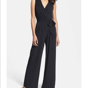 Vince Camuto zip back jumpsuit New with tags